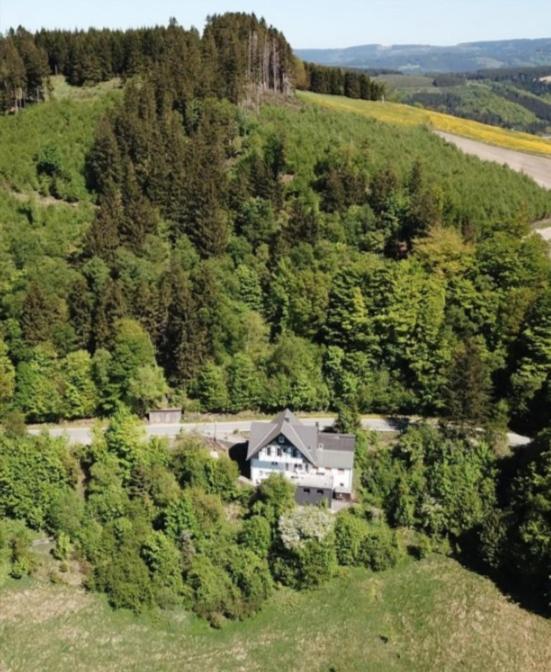 Ferienwohnungen Eismecke Bestwig Exteriör bild